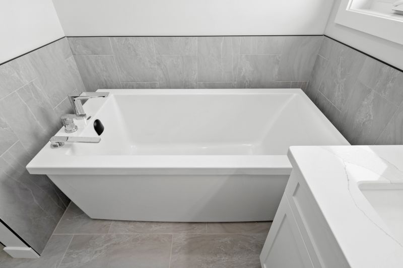 Tub Refinishing detail
